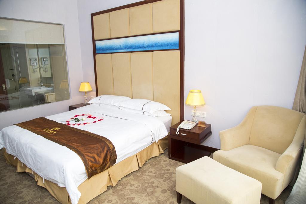 Long Zhou Grand Hotel Γκουανγκζού Εξωτερικό φωτογραφία