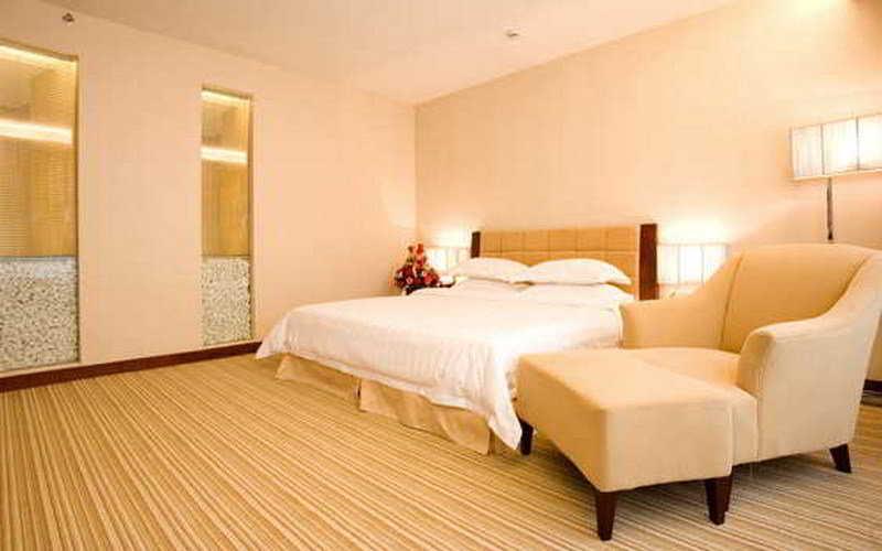 Long Zhou Grand Hotel Γκουανγκζού Δωμάτιο φωτογραφία